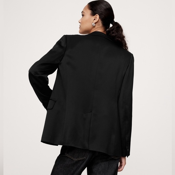 NWOT! Banana Republic Black Slim Italian Satin Blazer - Size 16🩵 - Picture 4 of 8